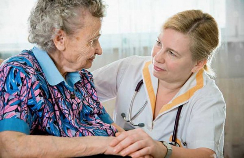 Contratar Cuidador de Idoso com Alzheimer Paquetá - Cuidador de Idoso Pós Cirúrgico