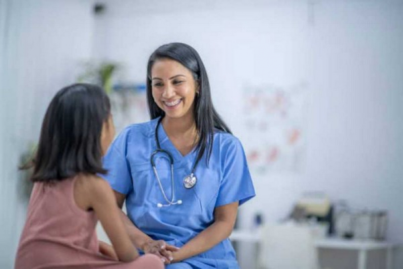 Enfermeira com Atendimento Domiciliar Encontrar Centro - Enfermeira Domiciliar de Idoso