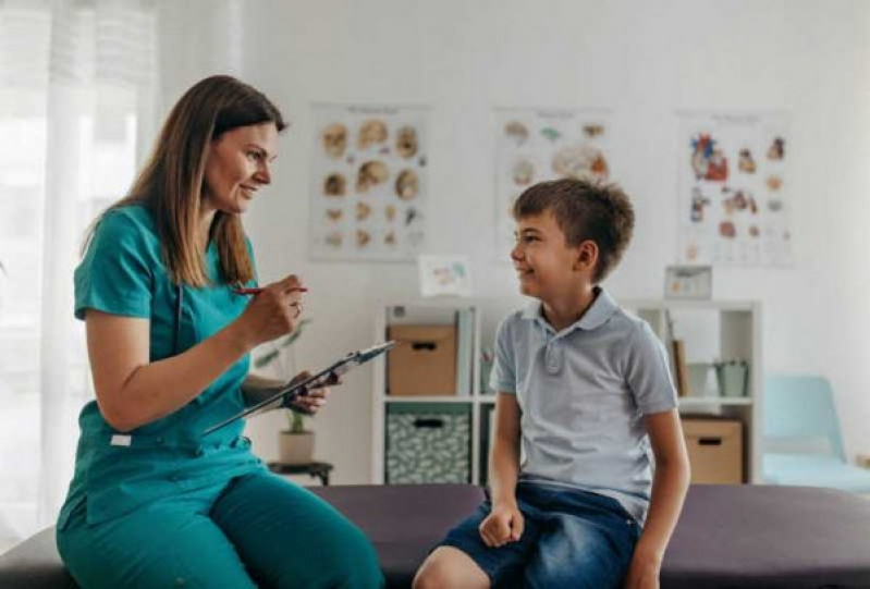 Enfermeira Domiciliar para Criança com Necessidades Especiais Encontrar Pé Pequeno - Enfermeira Domiciliar de Criança