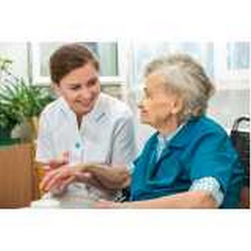 Onde Contratar Enfermeira Particular para Idoso Maravista - Enfermeira para Idoso com Alzheimer